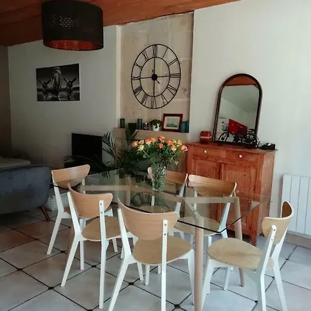Confortable Maison Ancienne Dans Bourg Tous Commerces
